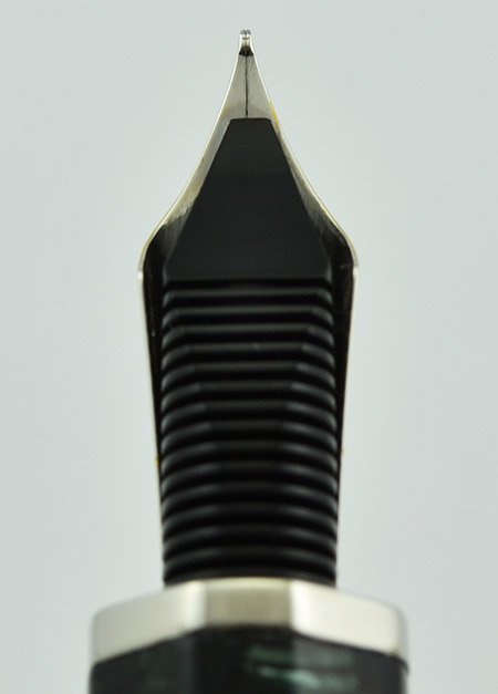 Visconti Aida LE Fountain Pen - Blue Candy Stripe Celluloid, Pd
